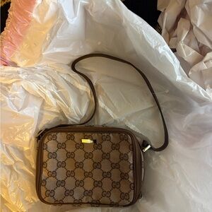 Gucci Black and Brown Leather Detail camera pouch